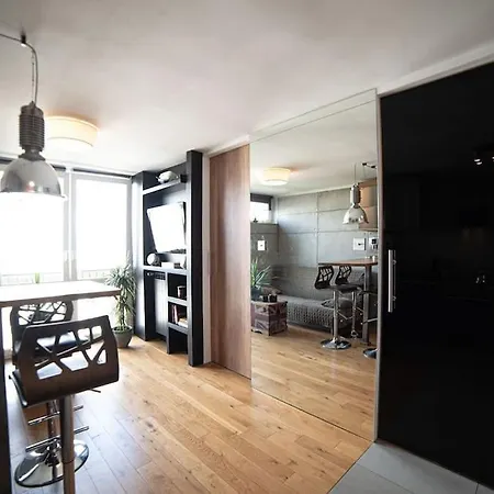 The Glade Of Dreams - Netflix, Sony Ps5 Apartament Warszawa